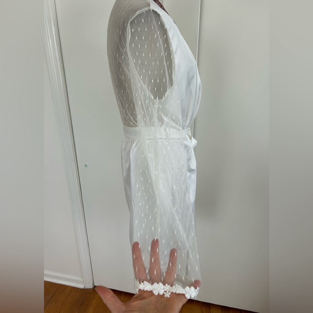 Beautiful Flora Nikrooz Sexy Showstopper Semi Sheer  Lace Detail Wrap Robe - Picture 9 of 10